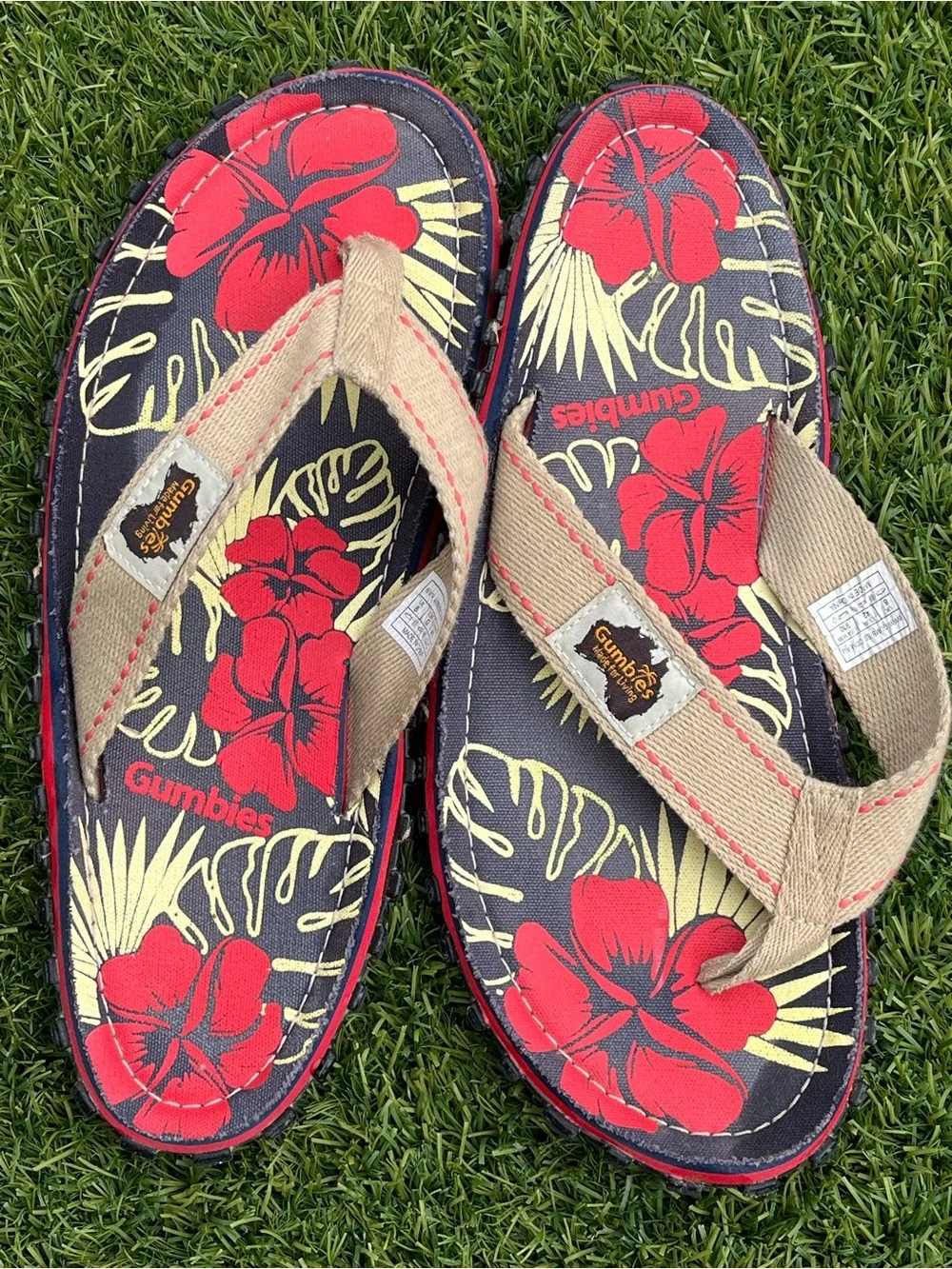 Gumbies Islander Flip-Flops In Denim Hibiscus Mens US Size 9/10 UK 8 EUR 42